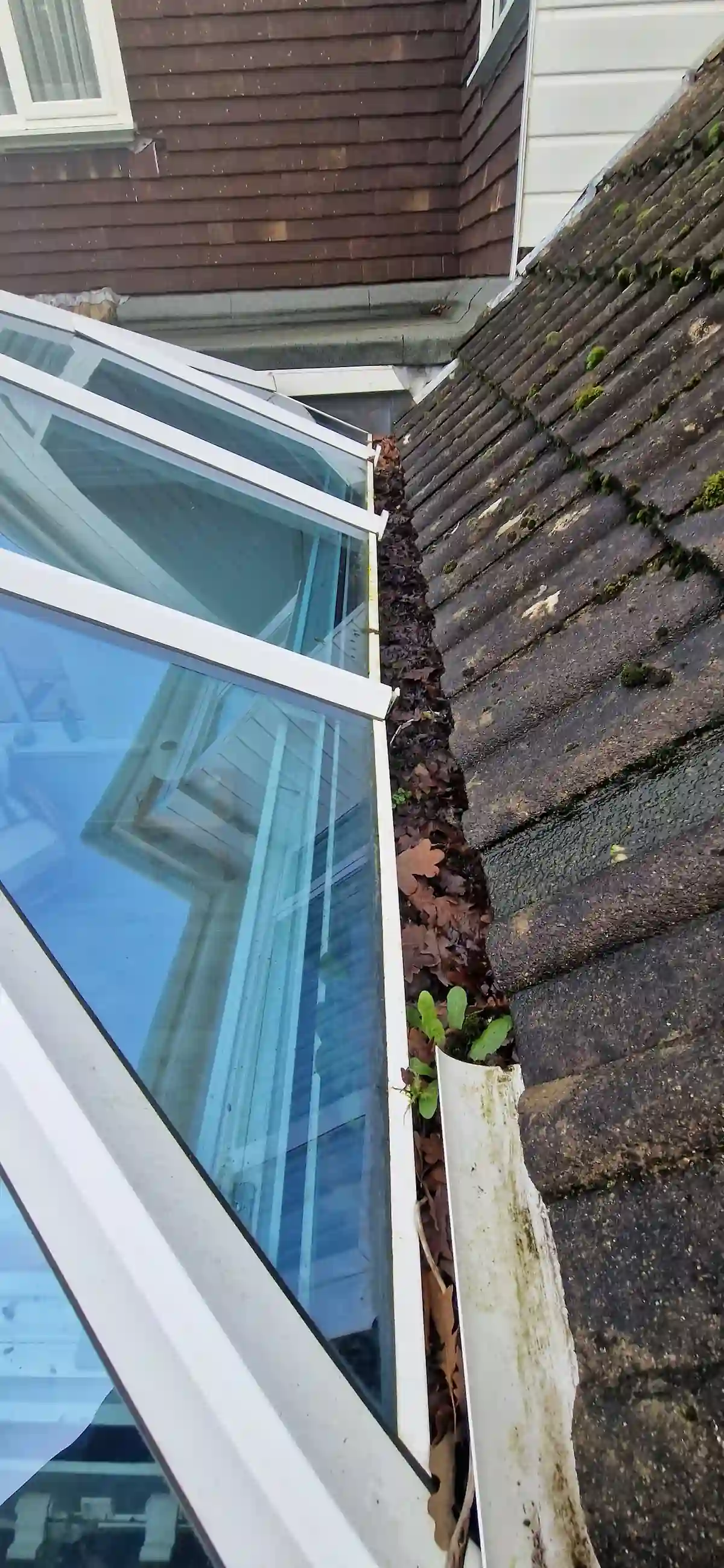Conservatory gutter cleaning